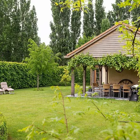 Chez Maintje Bassevelde